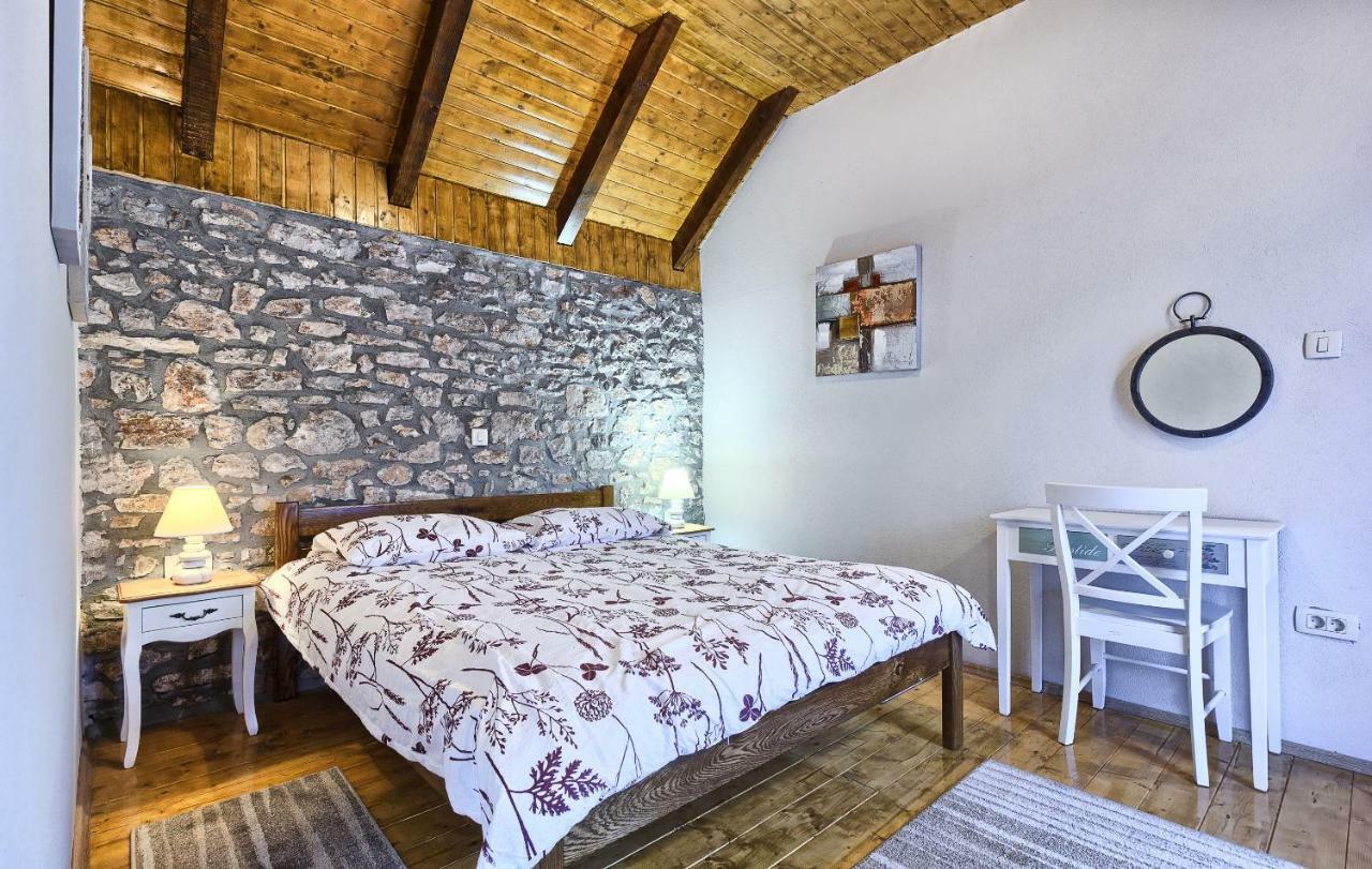 Гостевой дом Dalmatia Stone House - Heated Pool Biorine Экстерьер фото