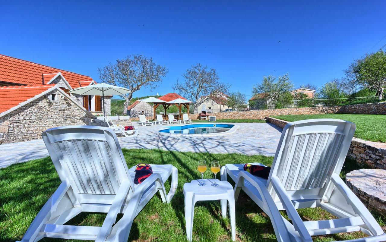 Гостевой дом Dalmatia Stone House - Heated Pool Biorine Экстерьер фото