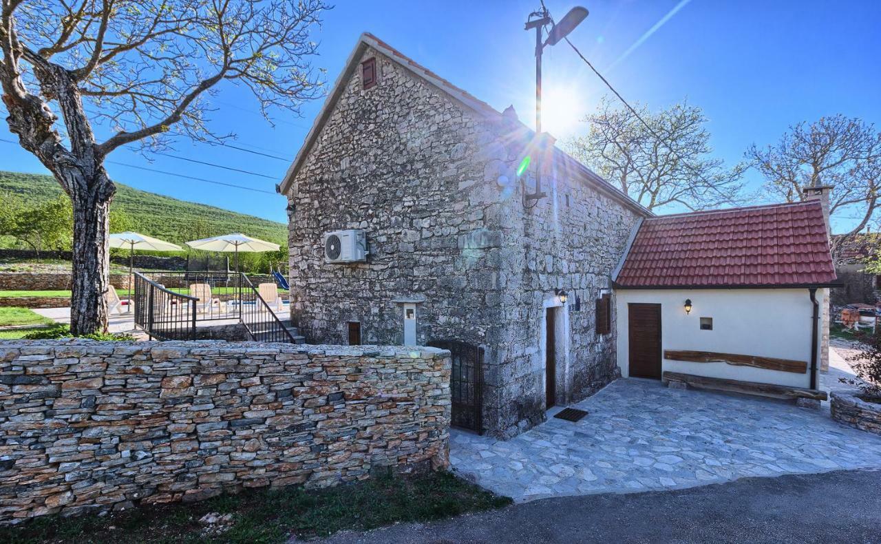 Гостевой дом Dalmatia Stone House - Heated Pool Biorine Экстерьер фото
