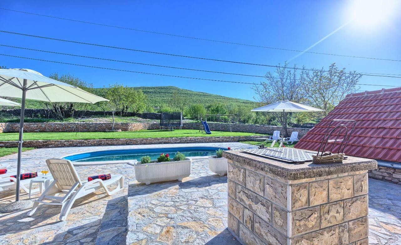 Гостевой дом Dalmatia Stone House - Heated Pool Biorine Экстерьер фото