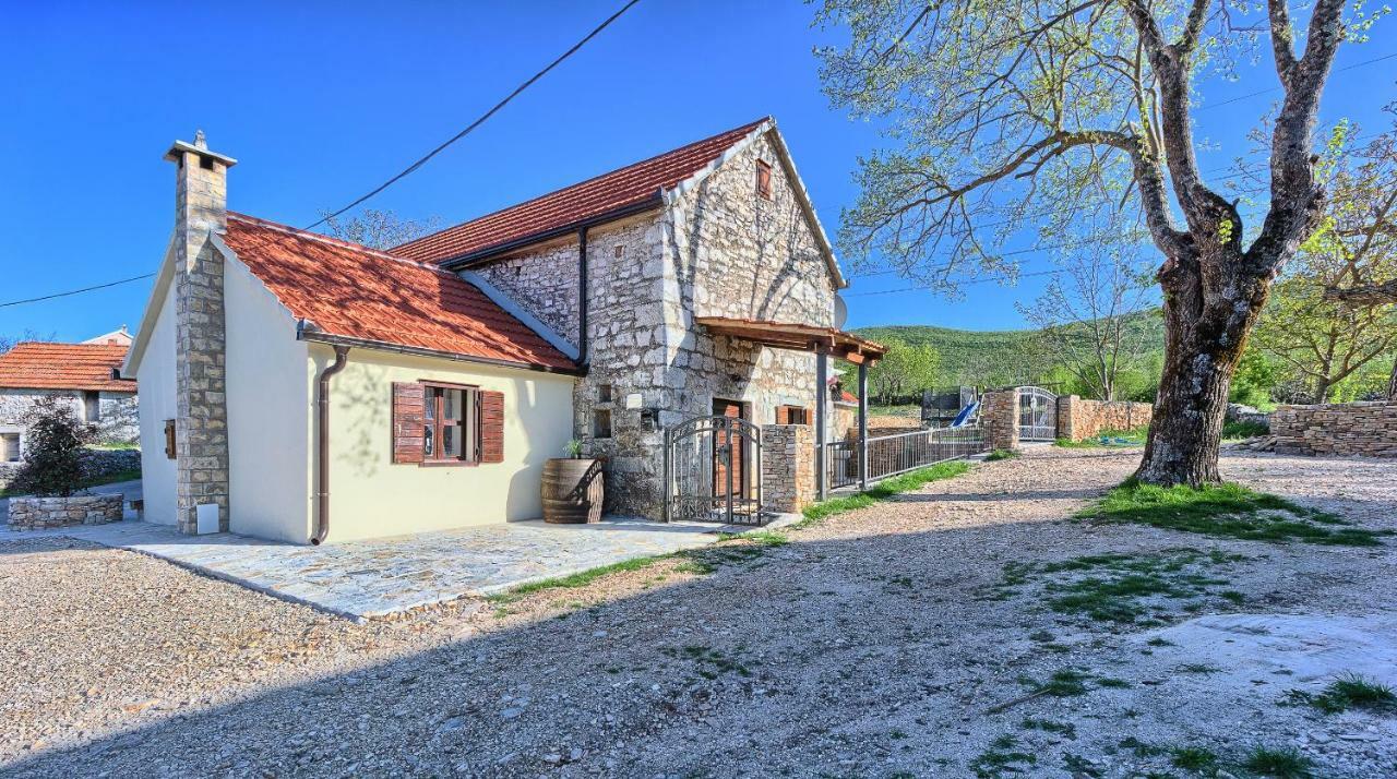 Гостевой дом Dalmatia Stone House - Heated Pool Biorine Экстерьер фото